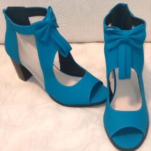 Open toe 3/4. Size 10